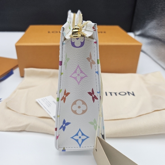 Brand new authentic 2026 Louis Vuitton Murakami Multicolor Toiletry Pouch 19 - Picture 8 of 17